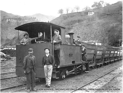 Tren carbonero años 20.jpg