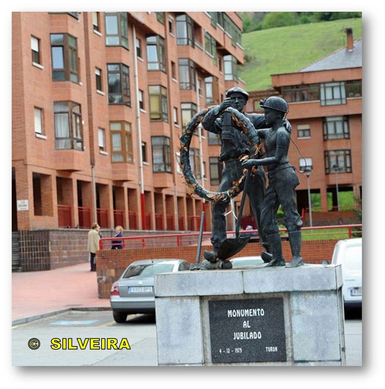 Monumento al jubilado.jpg Monumento al jubilado.jpg