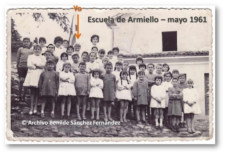 Escuela de Armiello.jpg Escuela de Armiello.jpg