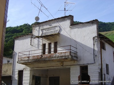 San Andrés panaderia-antiguo cine.JPG