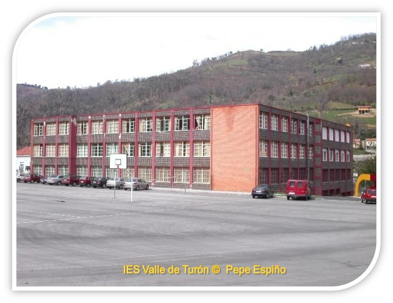 IES edificio.jpg IES edificio.jpg