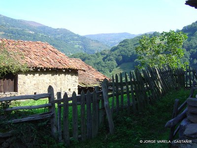  Castañir portilla y casa-1.JPG 