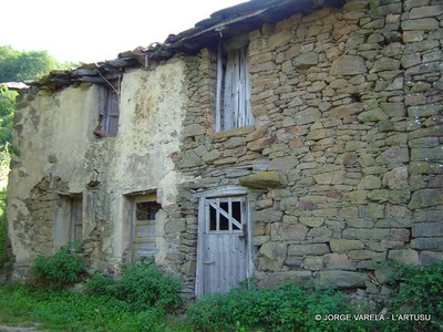  Artusu casas viejas entrada-1.JPG 